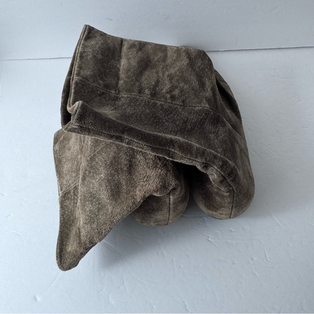 Vintage Newport News Brown Suede Flat Short Boots Women’s Size 8 - Picture 11 of 12